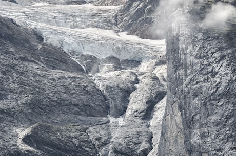 他山之石的下一句(300字以上百科文章：他山之石的下一句)