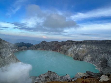 火山湖，探秘中国境内最美火山湖