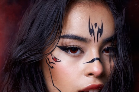 专业化妆学校(如何选择专业化妆学校？)