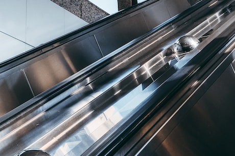 胡晓阳(胡晓阳:中国著名企业家及慈善家)