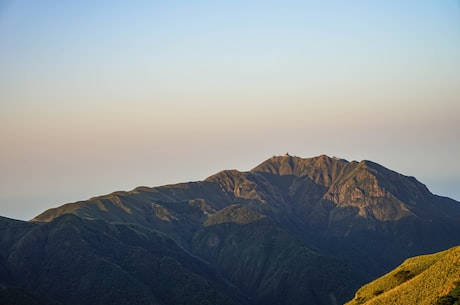 小火星(探索神秘的小火星)